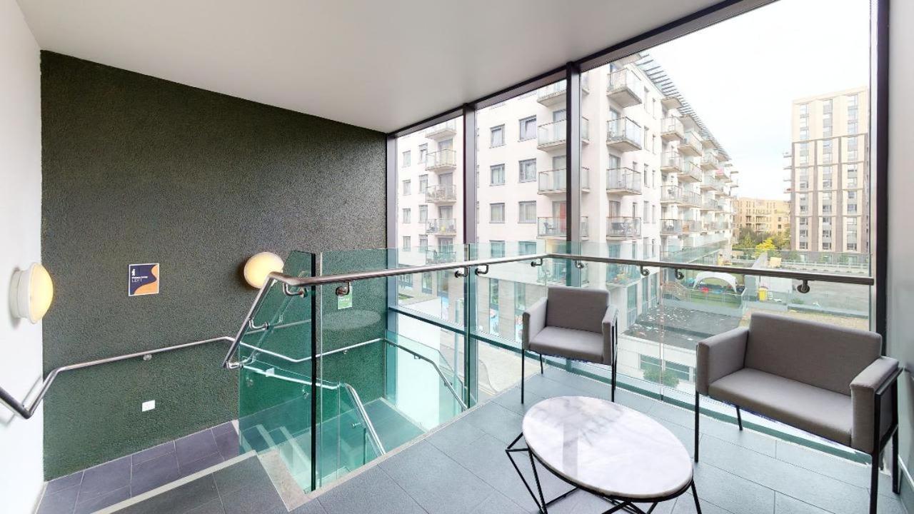 Sterling Court In Wembley London Exterior photo
